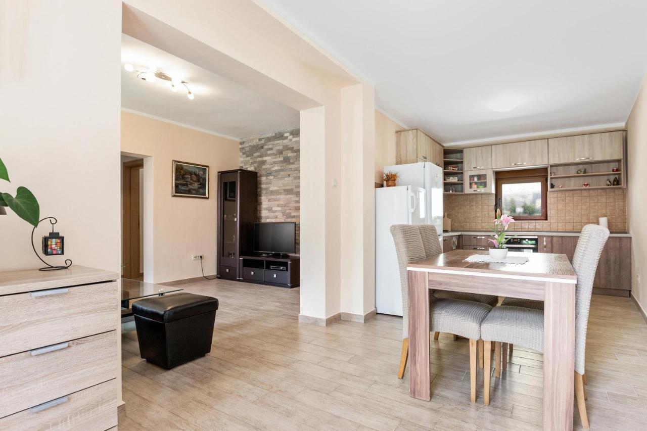 Muo Sea Front Apartments Kotor Exterior photo
